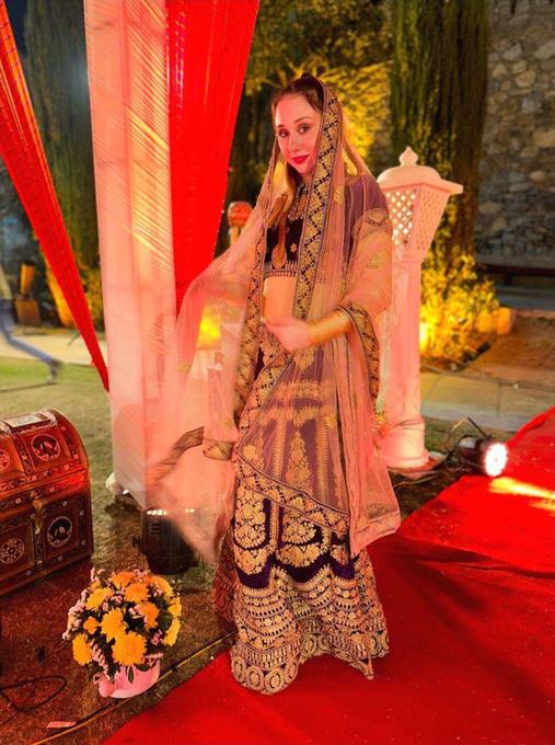 Performer in traditional Indian dress