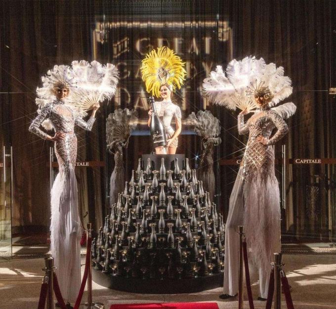Champagne serving performers