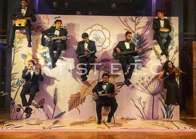 Indian musical wall performance